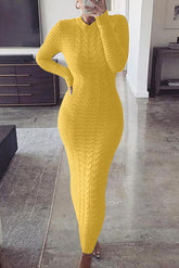Schickes Langarm-Bodycon-Pulloverkleid in Champagner